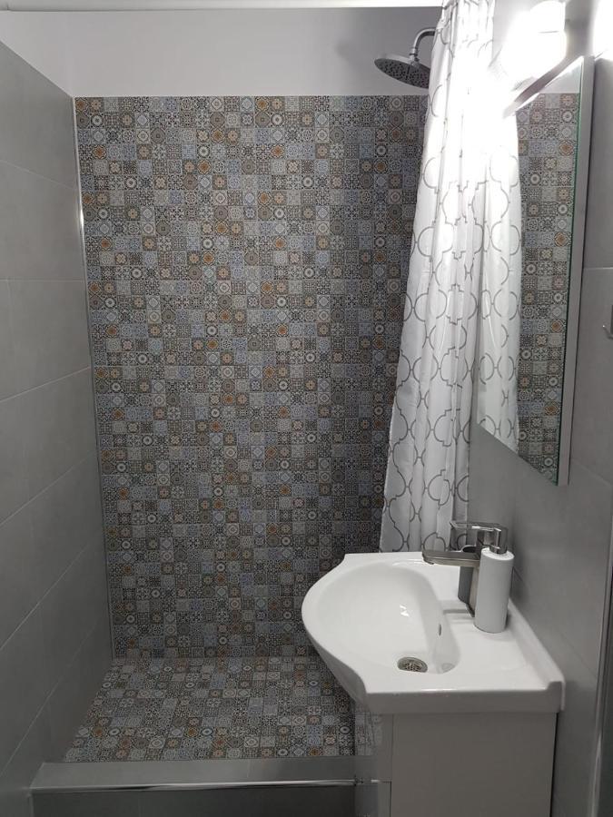 Ana Apartament Рымнику-Вылча Экстерьер фото
